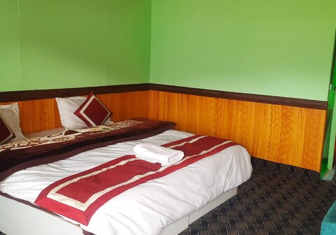 Full Moon Cottages Pangong