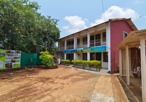 Shraddha Swaraj Hotel