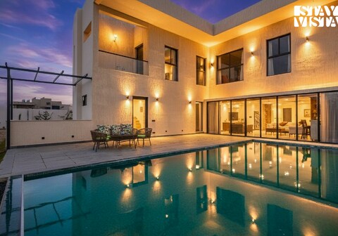 The Sweet Life With Private Pool