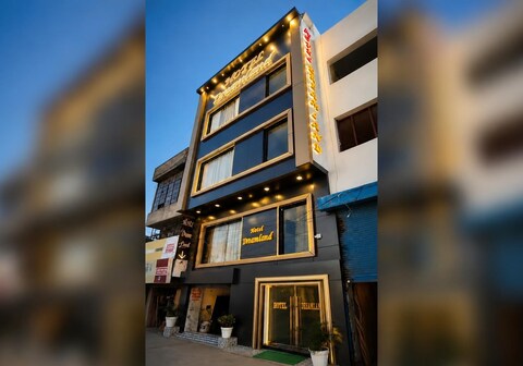 Hotel Dreamland