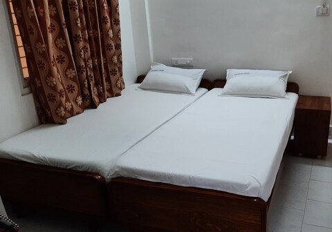Hotel Sai Guest House