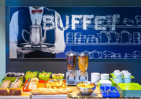 ibis budget Courbevoie Paris la Defense 1