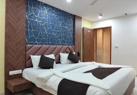 FabHotel Sunday Residency