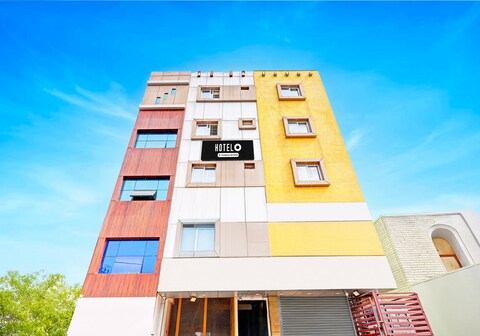 Super Hotel O Srigandhakavalu formerly Chamundeshwari Lodging