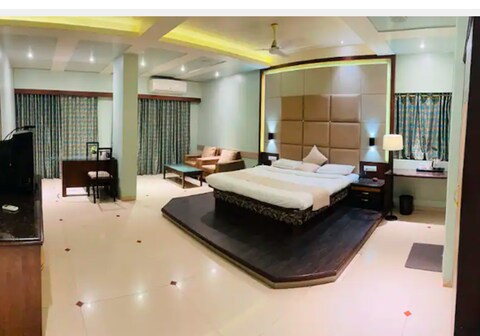 Hotel Ramakrishna International