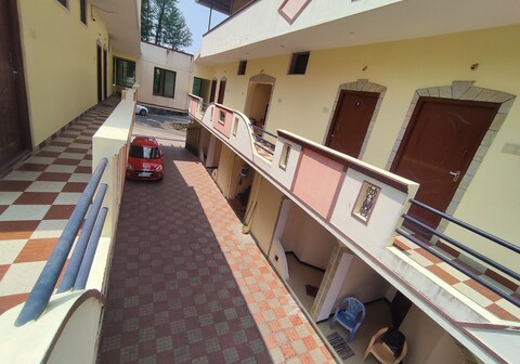 Golden Lake View Resorts