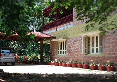 Heights Farm Stay | Coffee Estate Stay