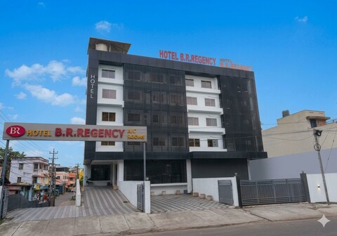 Hotel B R Regency