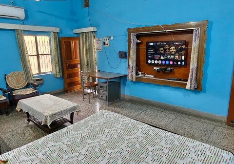 Peaceful Room Isha Home