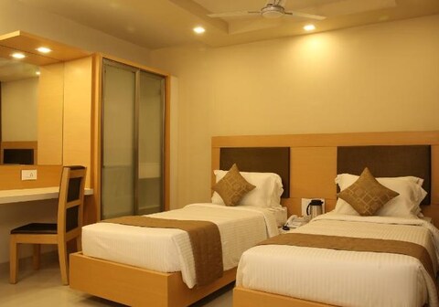 KUBER INN ( CAPRICORN HOLDINGS PRIVATE LIMITED)