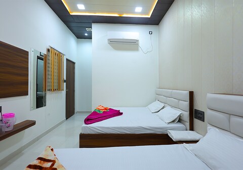 Shiv Residency
