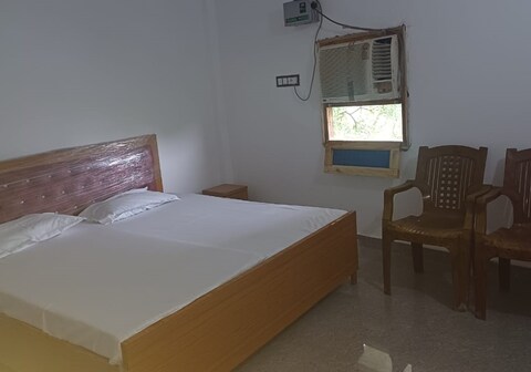 Anand Homestay | Near Ram Path