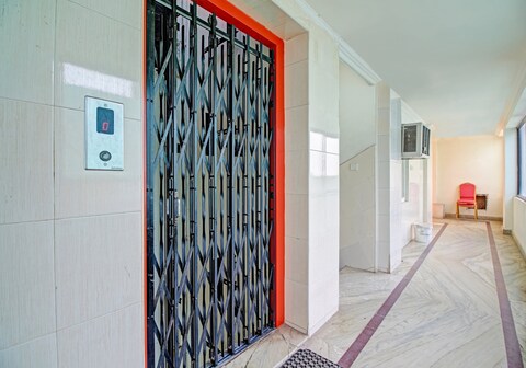 Hotel O Nrkm Residency