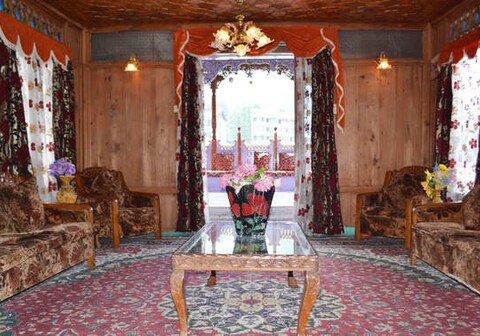 Houseboat Floating Castle