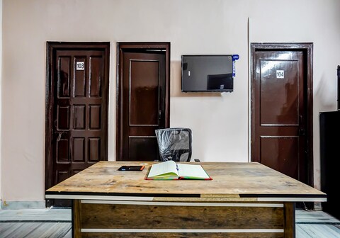 Hotel O Akash Green Field