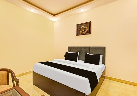 Hotel O Charmwood Inn