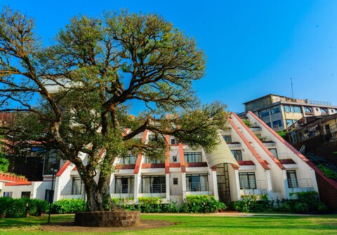 Valley View Beacon Resort Mahabaleshwar