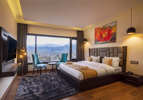 Hotel Sia Residency