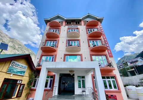 KAKA PALACE HOTEL & RESTAURANT