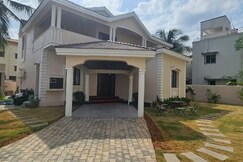 Luxury 5BHK Villa, Chennai Luxury 5BHK Villa, Chennai