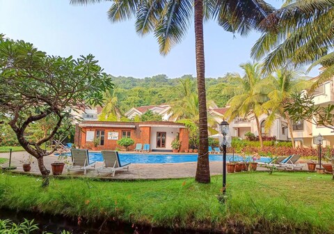 BohoBliss New Luxury 1 Bhk Apt by Cuckoobarra Homes