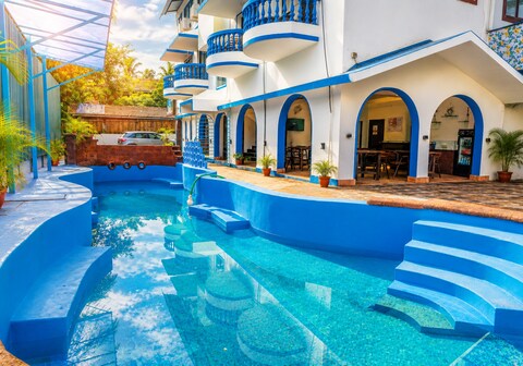 Omnia Beach Resort Near Candolim Beach