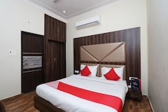 OYO 12126 Hotel Shagun Residency, Neemrana OYO 12126 Hotel Shagun Residency, Neemrana