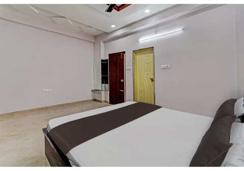 Vaga Suites 3BHK