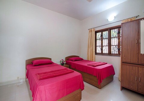 Luxurious 2bhk well furnished Apartment