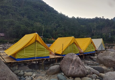 River-Paradise Camps