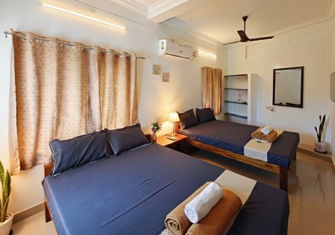 Villa De Compass | 3mins walk to Auroville beach