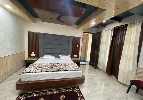 Anand Residency