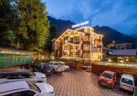 Hotel Bombay Palace (Centrally Heated)