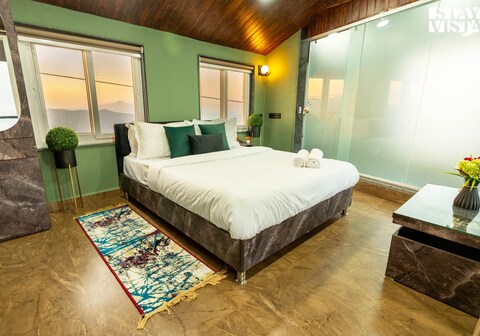 StayVista at Plum @ The Cloudscape