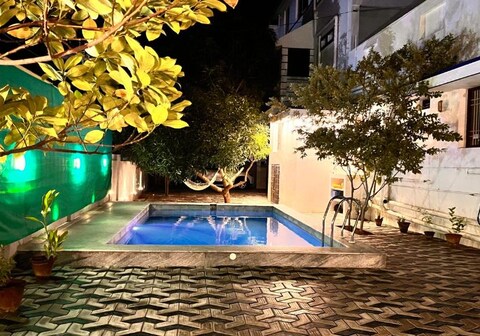 Saro Luxury - sea view