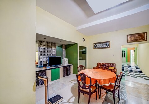 Hotel O Al Karim Syariah