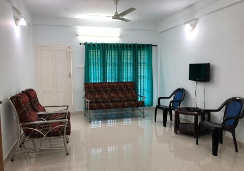 Deluxe Stay Amidst Nature By EN JAY