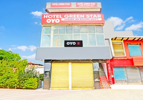 Hotel O Green Star