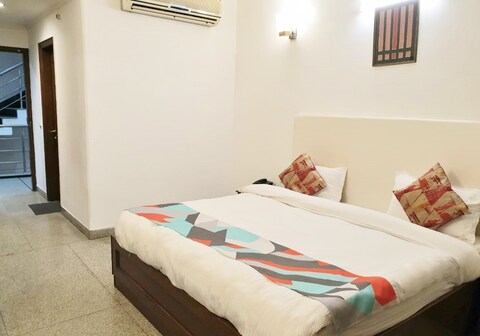 Hotel Exotica