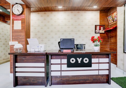 Hotel O Amma Bhau Residency