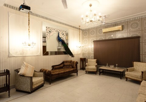 Nawab Mahal by AB Luxe Stays