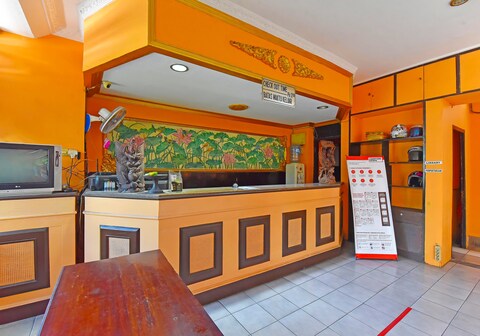 OYO 3244 Grand Chandra Hotel