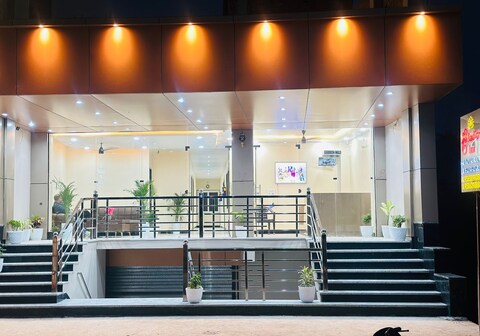 Shree Aaditri Inn