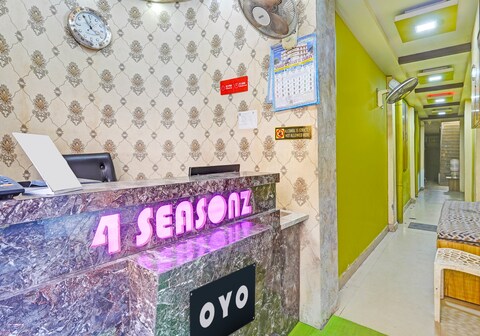 Hotel O 4 Seasonz Residency