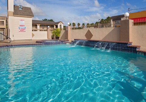 SureStay Hotel by Best Western Deer Park