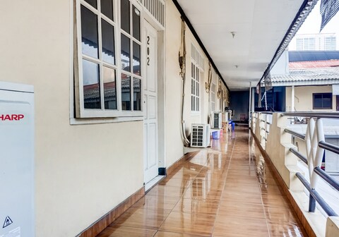 Hotel O 59 Residence