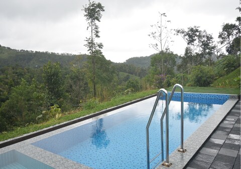 Vagamon Hillvalley Pool Resort