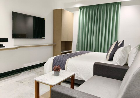 Hotel Niyathi
