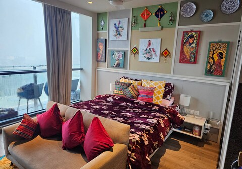 Cherry's Cottage | Luxury Studio