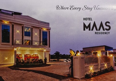 Hotel Maas Residency